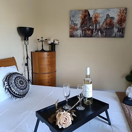 Erofili's Only 700 Meters From The Jalisos