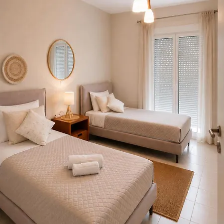 Erofili's Only 700 Meters From The Apartment