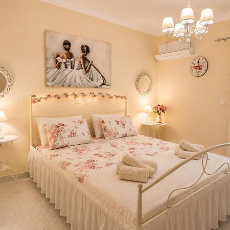 Erofili's Only 700 Meters From The Appartement