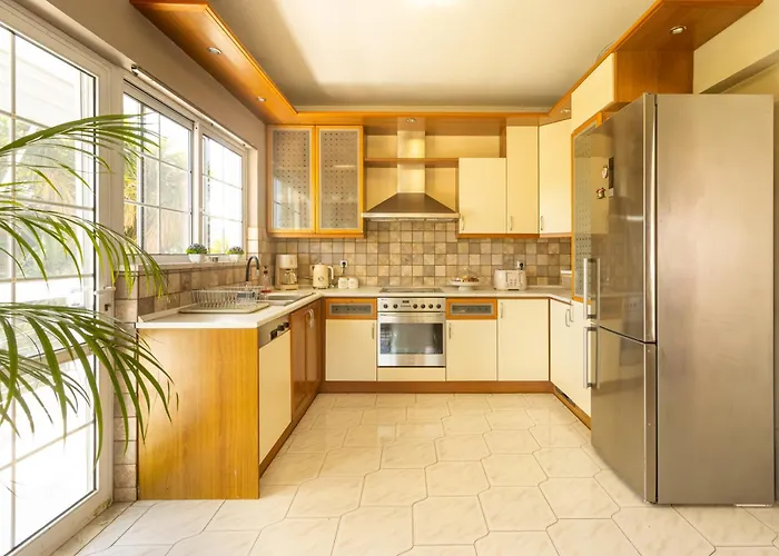 Erofili's Only 700 Meters From The Ялиссос