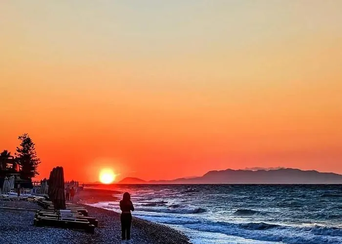 Erofili's Only 700 Meters From The * Ялиссос