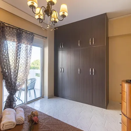 アパート Erofili's Only 700 Meters From The