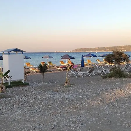 Erofili's Only 700 Meters From The 아파트 *